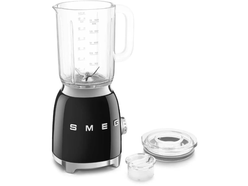 Smeg BLF03BLEU — комплектация: кувшин из тритана, крышка и база с приводом