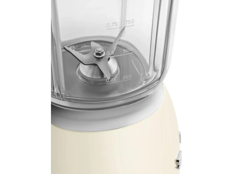 Smeg BLF03CREU металлические ножи в кувшине из тритана — система резания и мерная шкала