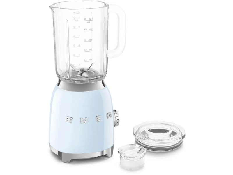 Smeg BLF03PBEU — полная комплектация: основной кувшин, две пластиковые чаши меньшего размера и крышки