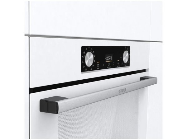 Gorenje BOS6737E06WG крупный план панели управления переключатели дисплей и кнопки