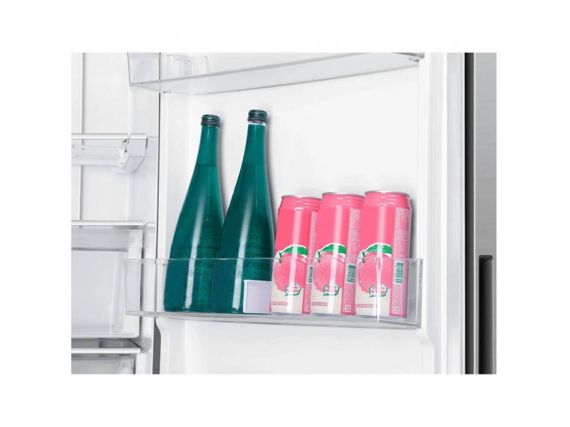 Haier C4F640CXU1 — дверное отделение холодильной камеры с бутылками и банками