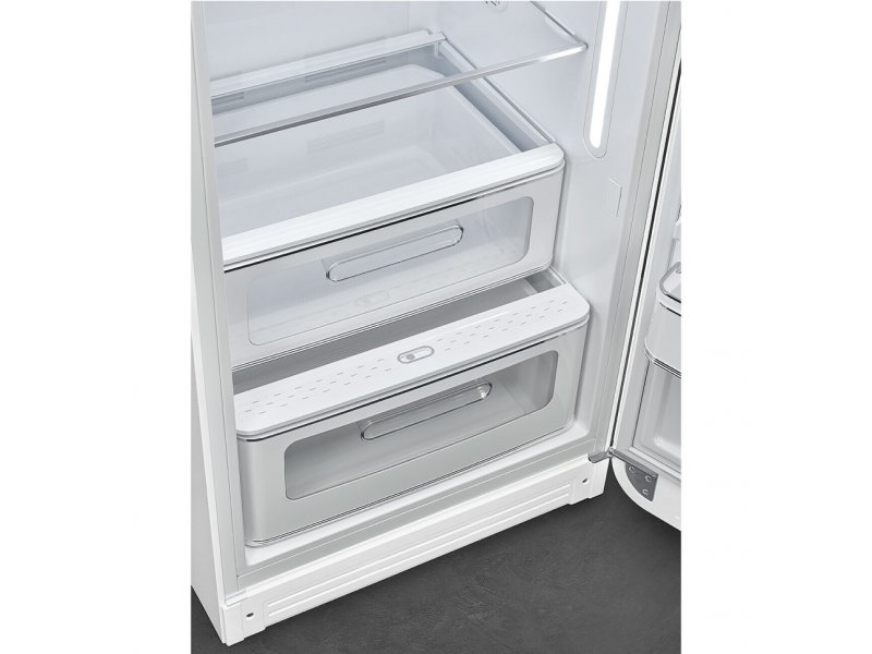 Smeg FAB28RWH6 белый вид сбоку глубина 76.8 см установка в кухне