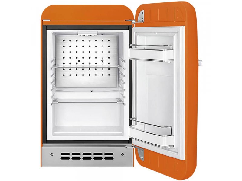 Smeg FAB5ROR6 оранжевый — открытая дверь, внутренние стеклянные полки и отсеки на двери