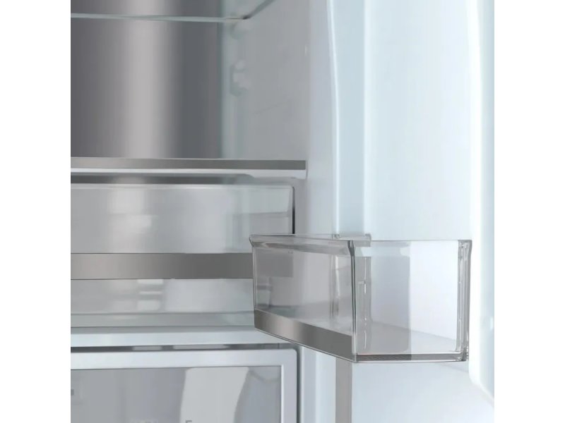 Tesler RCD-547BI выдвижной ящик морозильного отделения — удобный доступ к замороженным продуктам