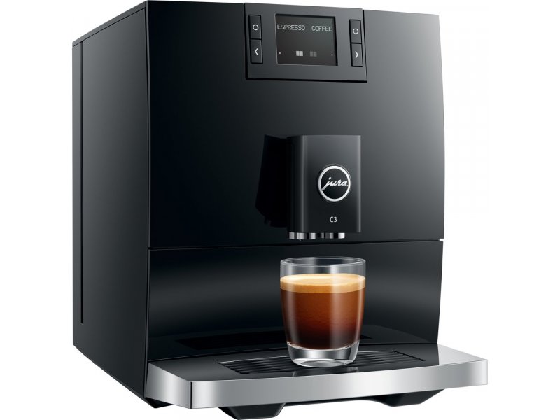Jura C3 Piano Black — боковой вид, компактные габариты машины с чашкой кофе