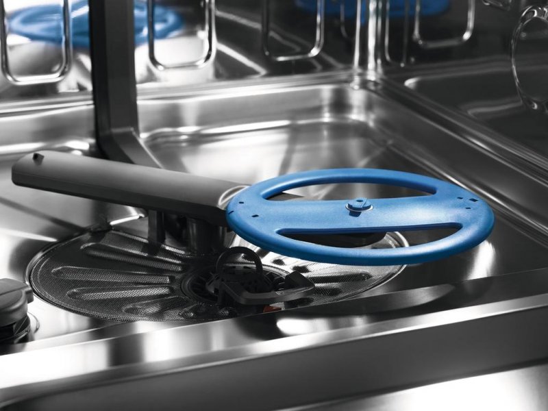 Electrolux EEG88600W нижняя корзина нержавеющая камера распылитель внутренняя конструкция