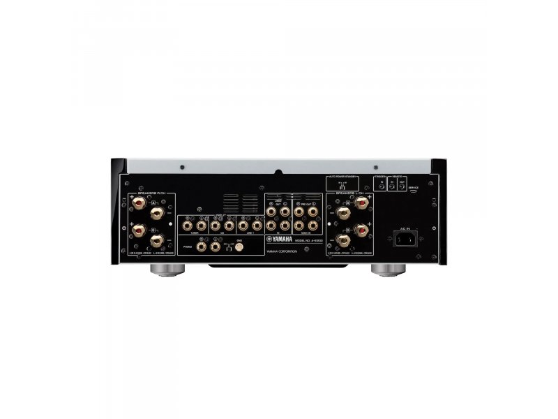 Yamaha A-S1200 Black — переключатели входов и регуляторы тембра на лицевой панели