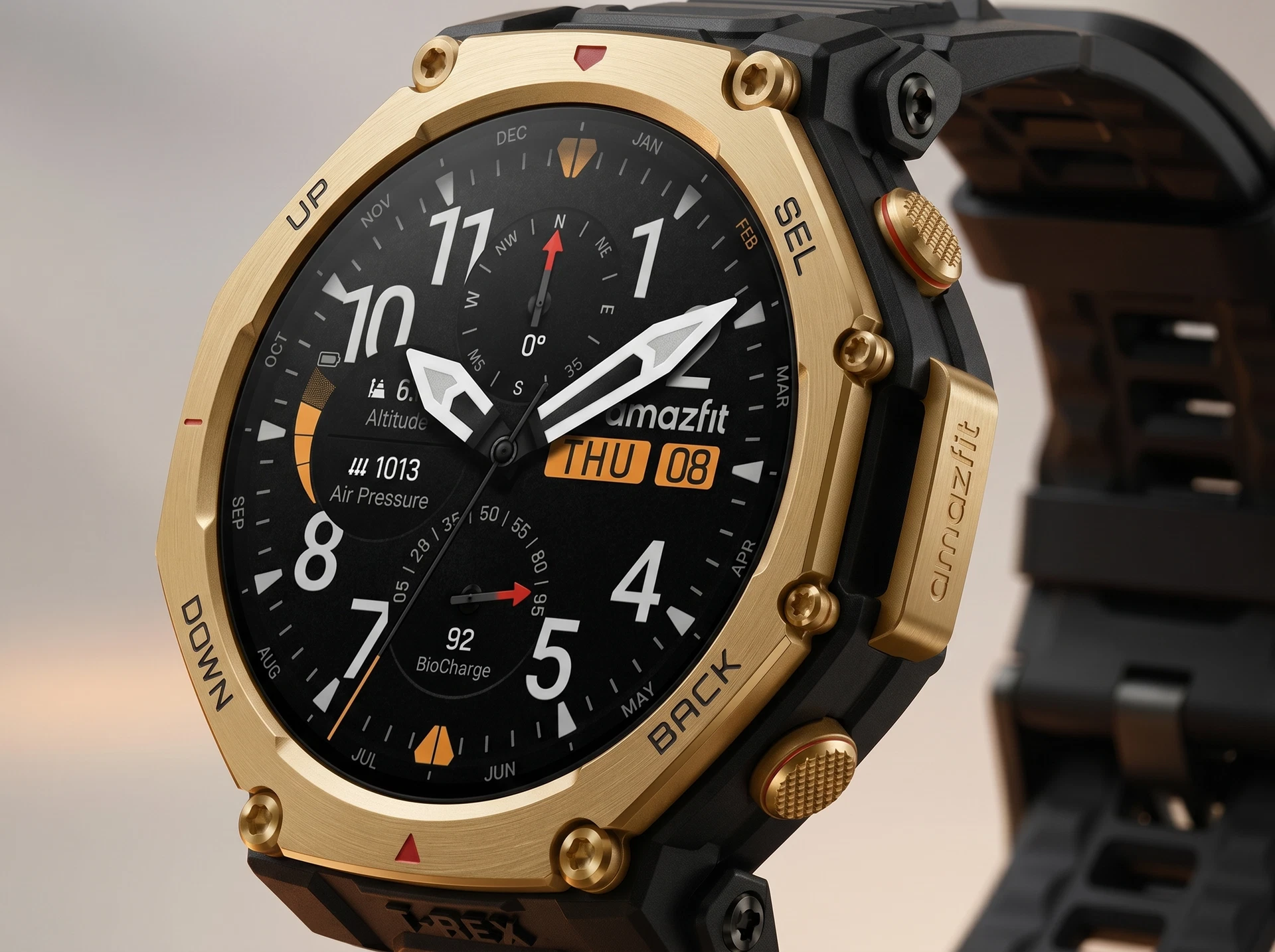 Amazfit T-Rex 3 Pro A2444 — детали дизайна корпуса, золотистый титан в интерьере