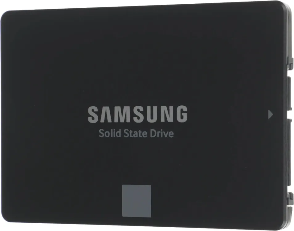 Samsung 870 EVO 1 ТБ — вид накопителя сверху, форм-фактор 2.5 дюйма