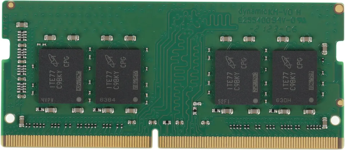Crucial Basics CT16G4SFS832A обратная сторона модуля DDR4 микросхемы памяти и золотые контакты