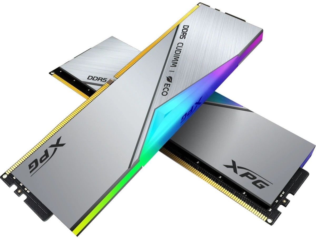 ADATA XPG Lancer RGB DDR5 8400 МГц алюминиевый радиатор серебристый крупный план