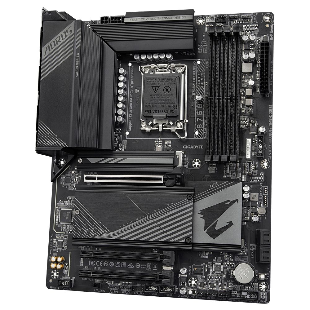 Gigabyte B760 Aorus Elite AX кнопка Q-Flash Plus и разъёмы задней панели крупным планом