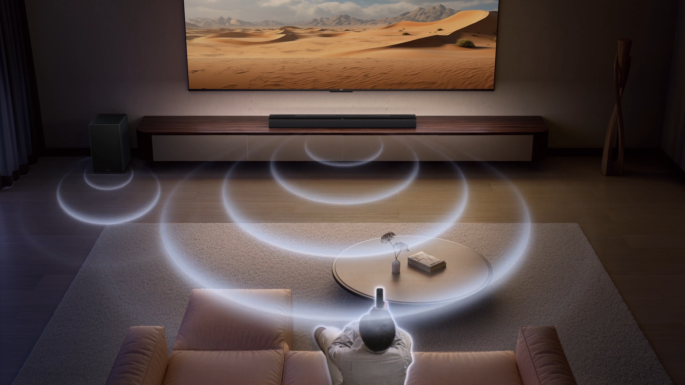 TCL Q75H — полная система с телевизором и визуализацией многонаправленного звукового поля в гостиной