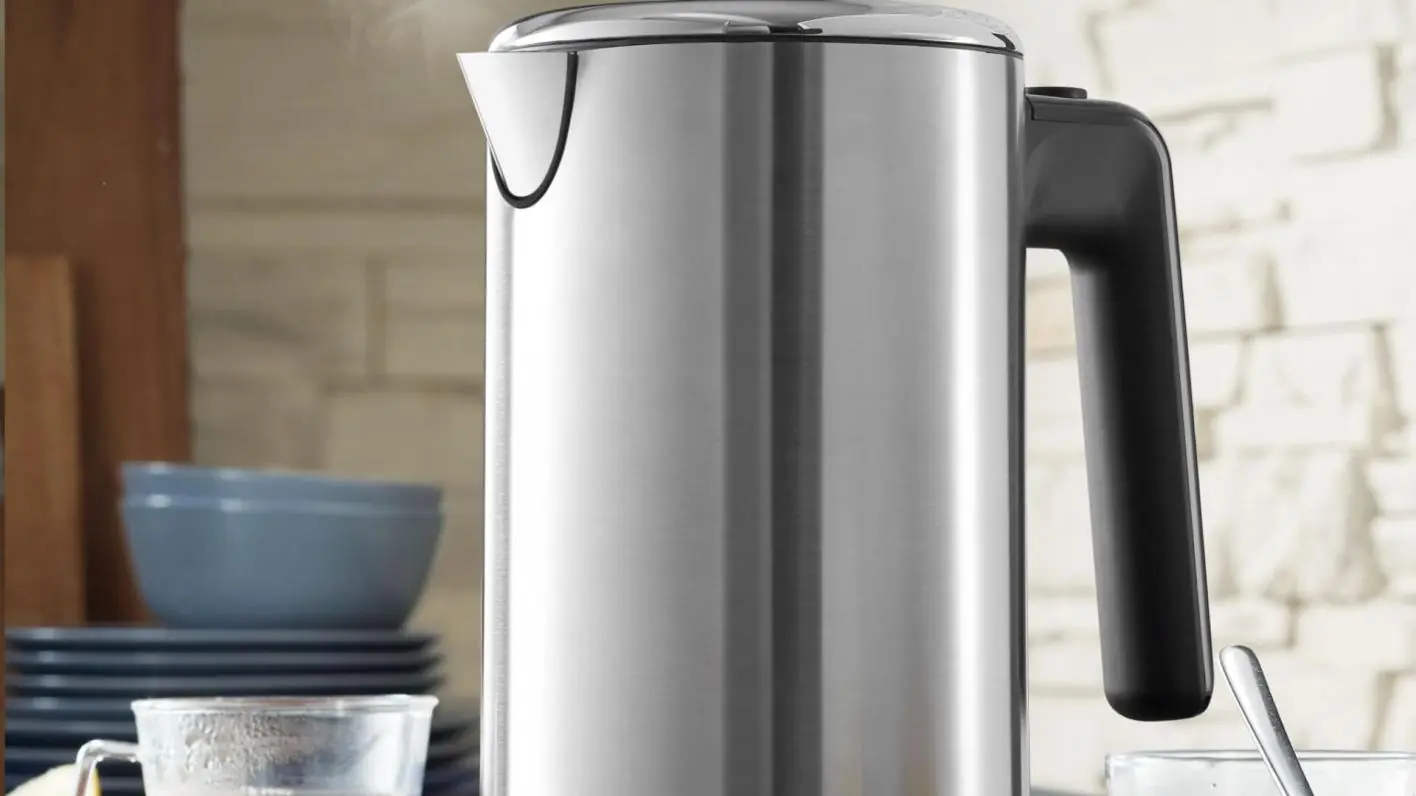 WMF Lono Steel 0413130711 электрический чайник нержавеющая сталь вид сбоку