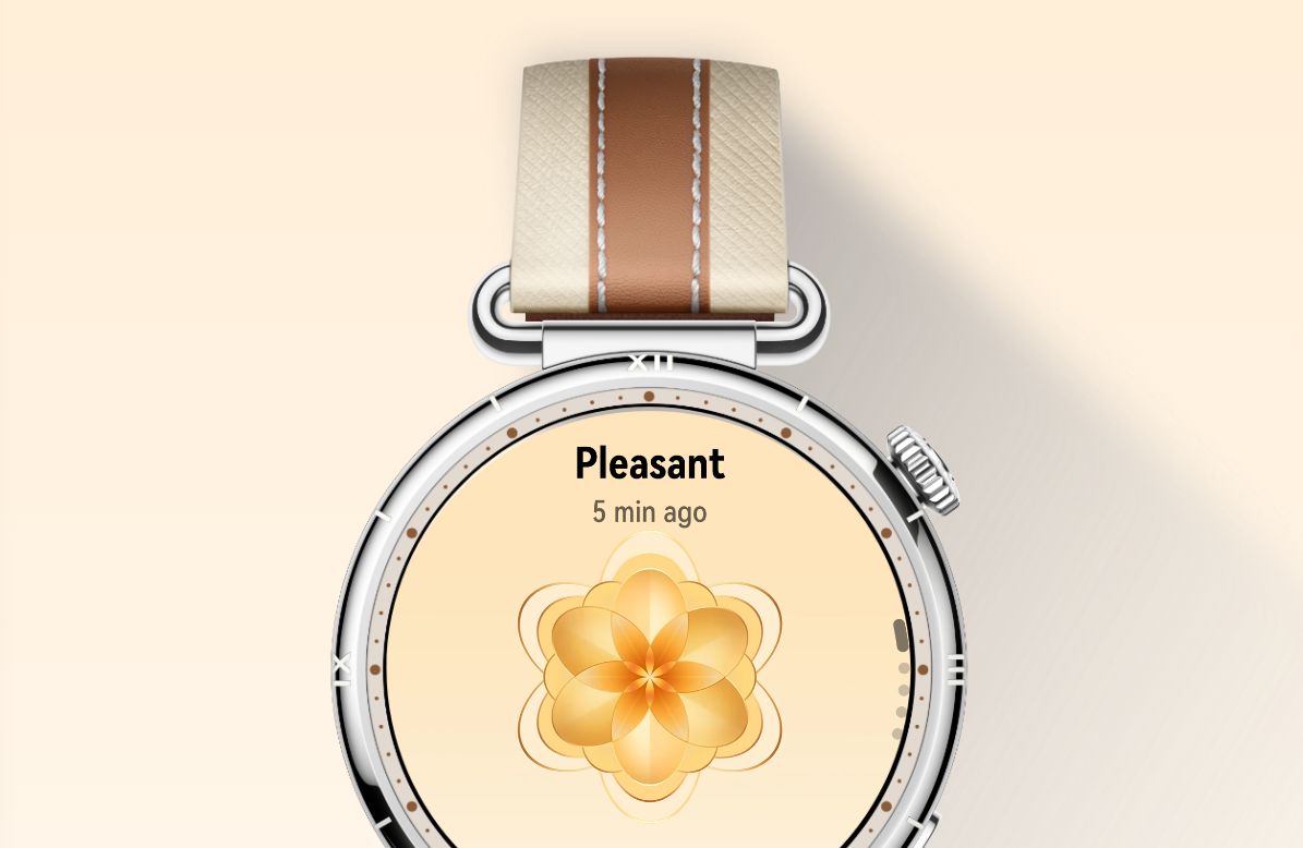 Huawei Watch GT 6 — интерфейс с погодой и уведомлениями на кожаном ремешке