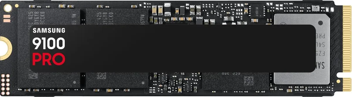 Samsung 9100 PRO M.2 2280 вид сверху — контроллер, процессор и золотистые контакты PCIe 5.0
