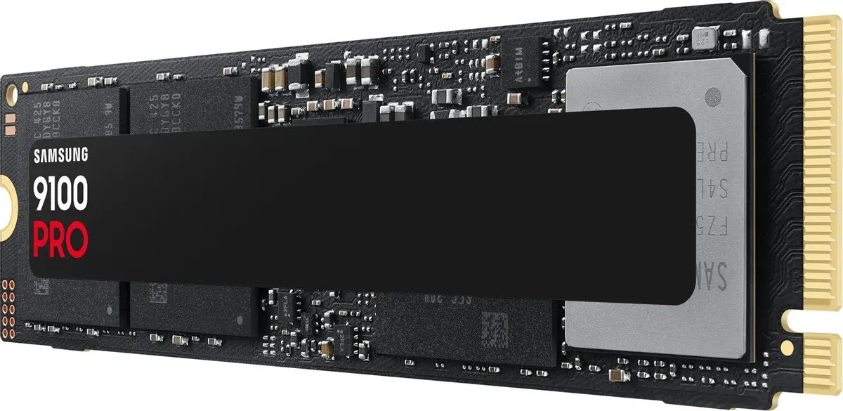 Samsung 9100 PRO M.2 2280 боковой профиль — тонкий форм-фактор толщиной 2.38 мм