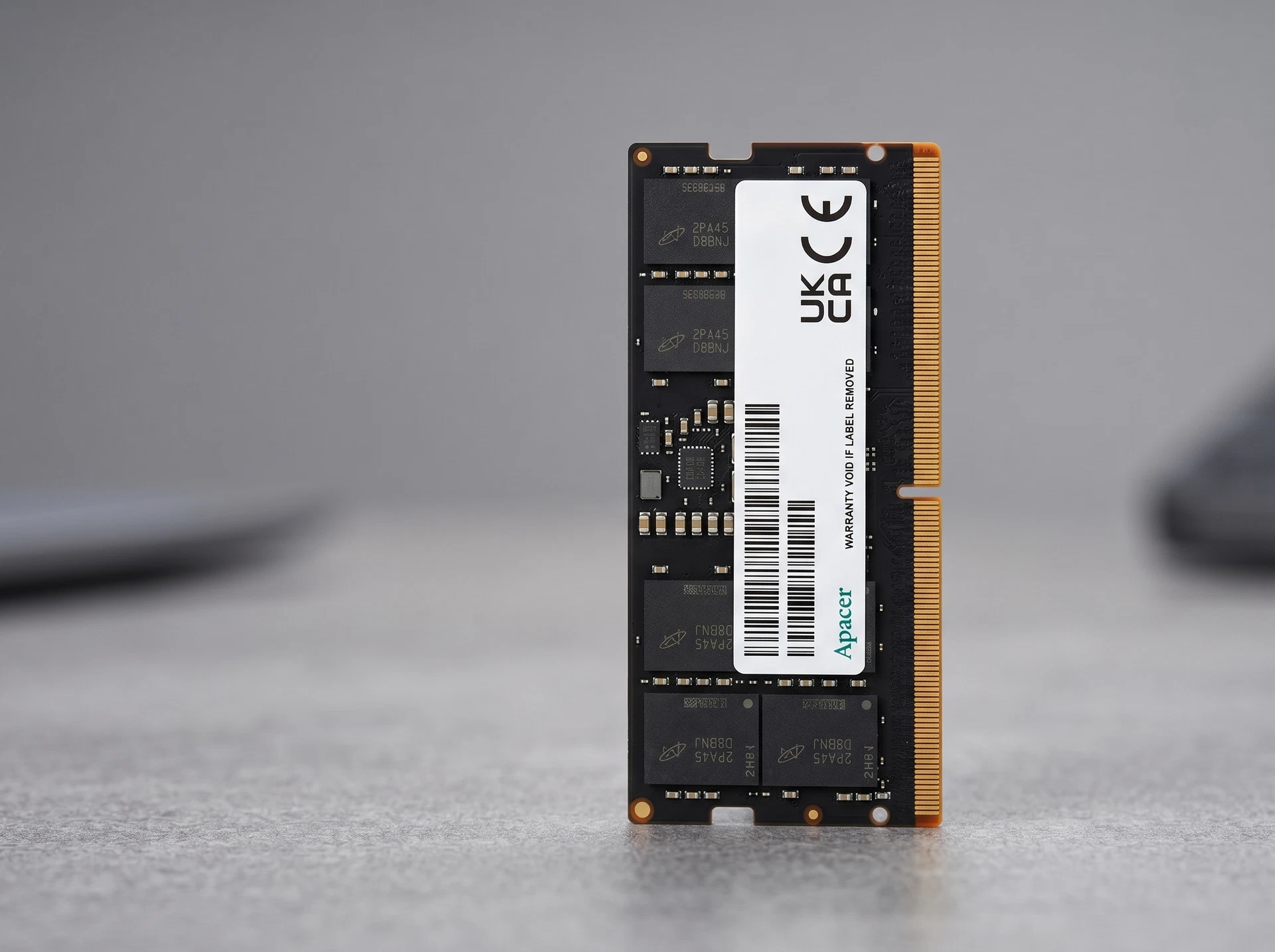 Оперативная память Apacer FS.32G2A.PTH, DDR5 1х 32ГБ 4800 МГц, SODIMM, RTL - фото в интерьере