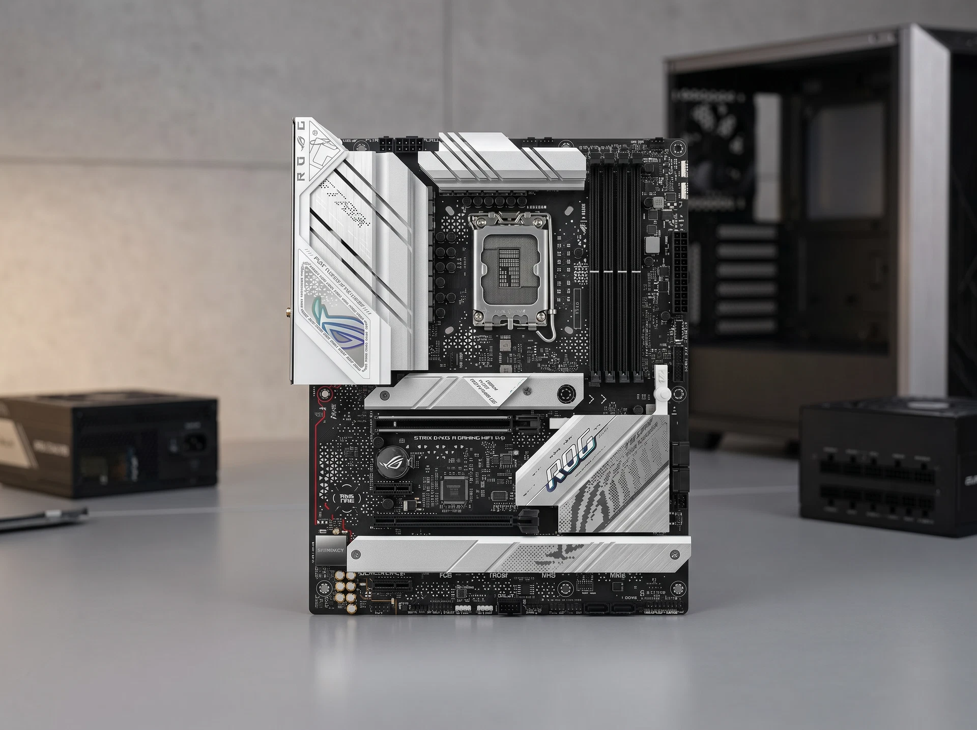 Материнская плата Asus Rog Strix B760-a Gaming Wifi, Socket LGA 1700, Intel B760, ATX, RTL [90MB1EP0-M1EAY0] - фото в интерьере