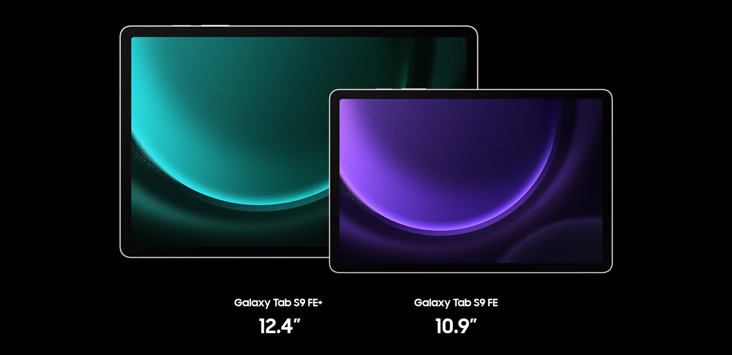 Galaxy Tab S9&nbsp;FE+ в мятном цвете с диагональю экрана 12,4&nbsp;дюйма и Tab S9&nbsp;FE в лавандовом цвете с диагональю экрана 10,9&nbsp;дюйма показаны рядом друг с другом в горизонтальном режиме, а на их экранах видны зеленые и фиолетовые обои соответственно.