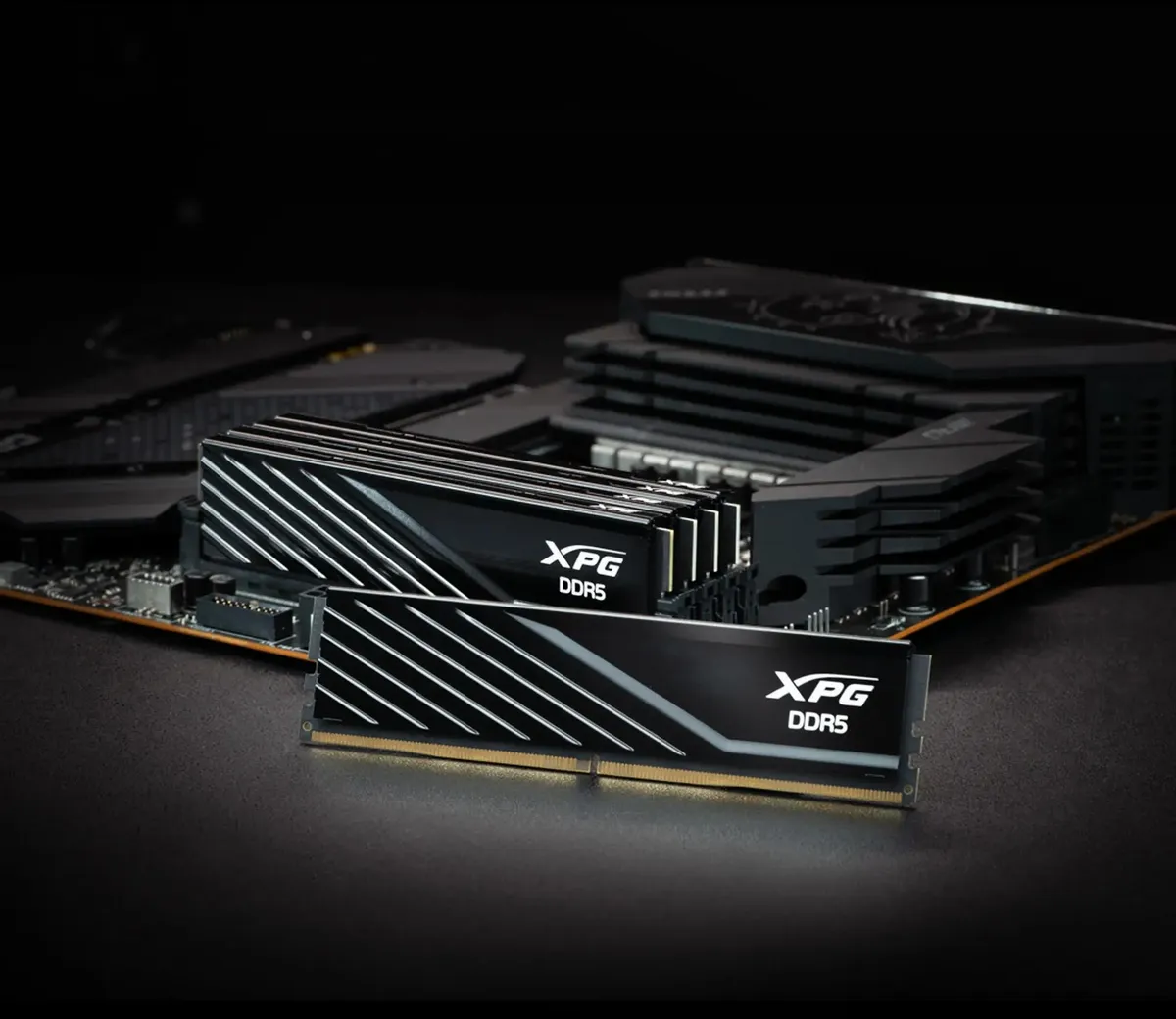 ADATA Lancer AX5U5600C4616G-DTLABBK два модуля DDR5 32 ГБ комплект двухканальная конфигурация
