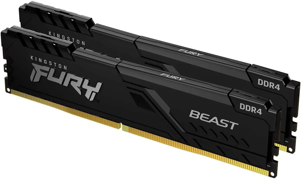Kingston Fury Beast DDR4 KF436C18BBK2/32 вид под углом агрессивный радиатор форма корпуса